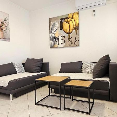 Apartment Vlado Vrsar Extérieur photo